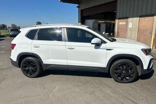 2022 Volkswagen Taos 1.5T SE