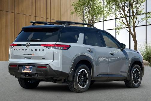 Solid Gray/Super Black 2024 Nissan Pathfinder Rock Creek 4WD