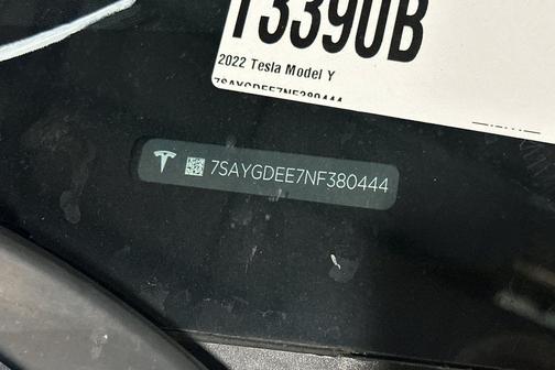 2022 Tesla Model Y Long Range Dual Motor All-Wheel Drive