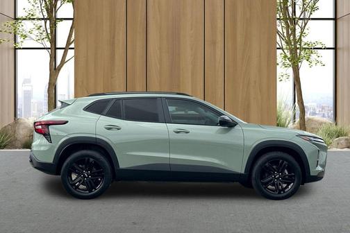 Cacti Green 2026 Chevrolet Trax FWD ACTIV