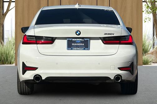 Alpine White 2021 BMW 330 330i