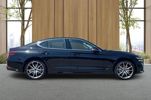 Vik Black 2026 Genesis G70 2.5T RWD