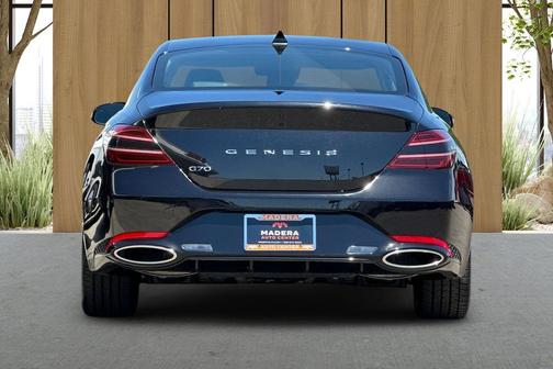 Vik Black 2026 Genesis G70 2.5T RWD