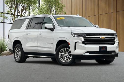 2022 Chevrolet Suburban LT