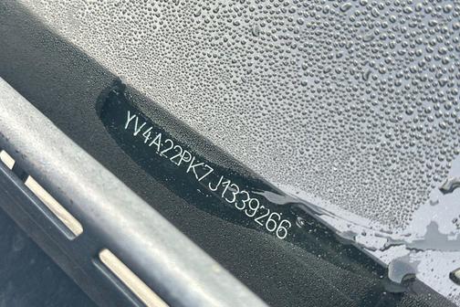 2018 Volvo XC90 T6 Momentum