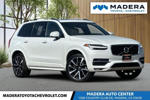 2018 Volvo XC90 T6 Momentum