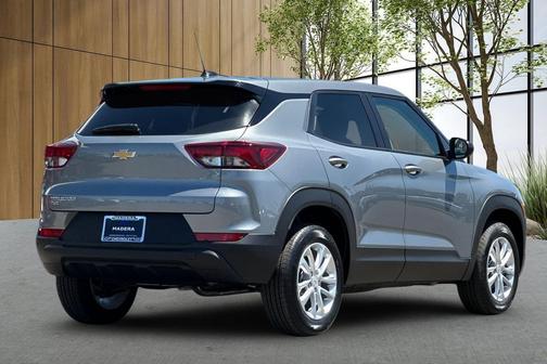 Sterling Gray Metallic 2026 Chevrolet Trailblazer LS