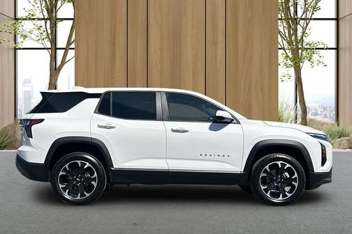 Summit White 2026 Chevrolet Equinox 1LT