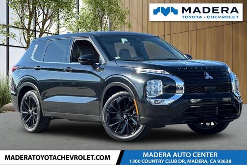 2023 Mitsubishi Outlander SE Black Edition 2WD