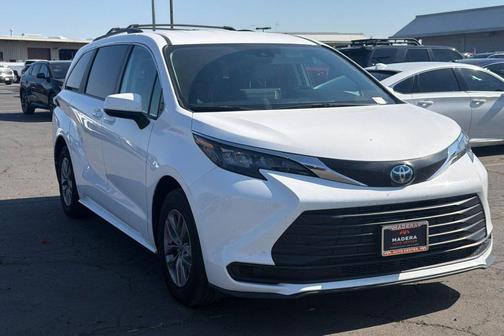 Ice 2024 Toyota Sienna LE
