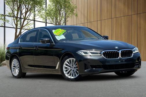 Black Sapphire Metallic 2021 BMW 530 530i