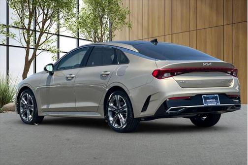 2022 Kia K5 EX