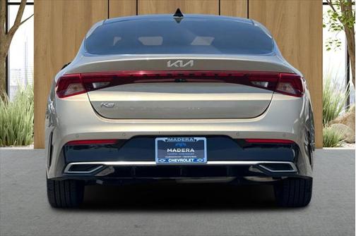 2022 Kia K5 EX