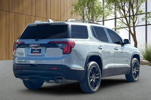 Sterling Metallic 2023 GMC Acadia FWD SLE