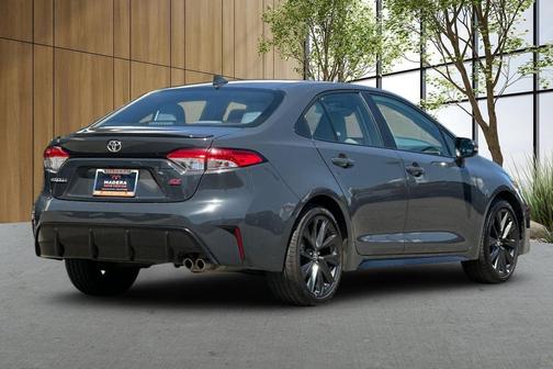 Underground 2025 Toyota Corolla SE