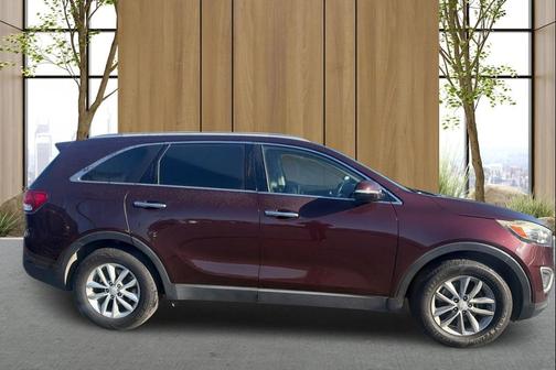 Sangria 2017 Kia Sorento LX