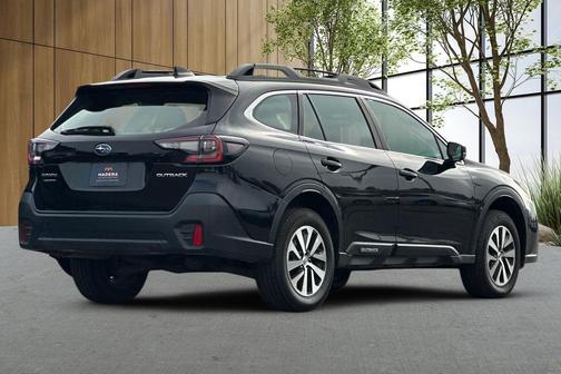 2022 Subaru Outback Base
