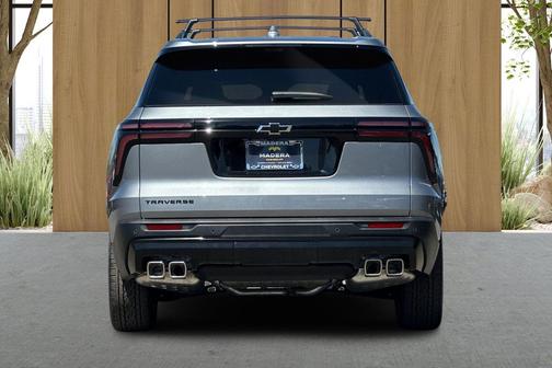 Sterling Gray Metallic 2026 Chevrolet Traverse LT