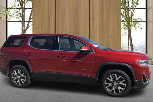 Cayenne Red 2022 GMC Acadia AWD SLE