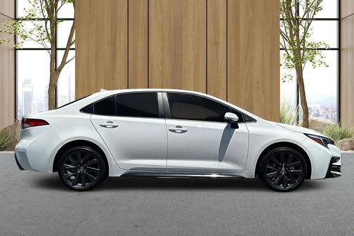 Ice Cap 2025 Toyota Corolla SE