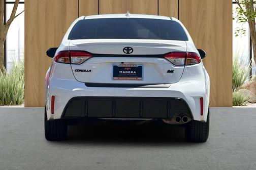 Ice Cap 2025 Toyota Corolla SE