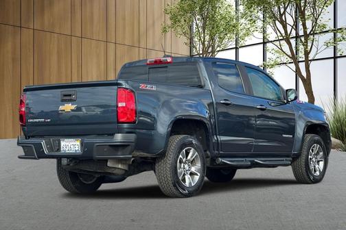 Shadow Gray Metallic 2019 Chevrolet Colorado Z71