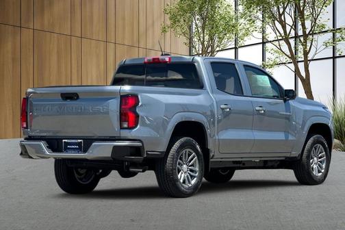 Sterling Gray Metallic 2026 Chevrolet Colorado LT