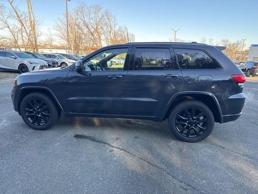 2017 Jeep Grand Cherokee Altitude