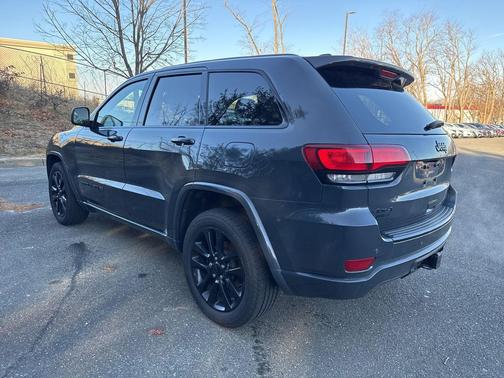 2017 Jeep Grand Cherokee Altitude