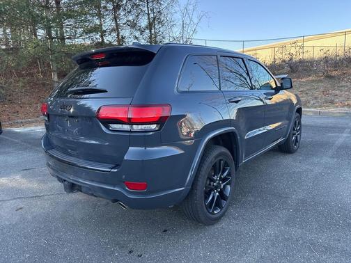 2017 Jeep Grand Cherokee Altitude