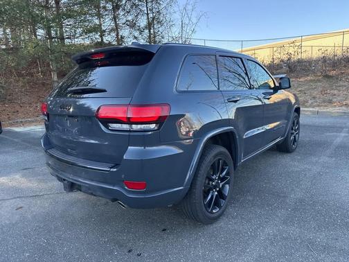 2017 Jeep Grand Cherokee Altitude