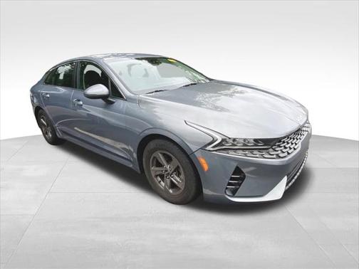 2022 Kia K5 LXS