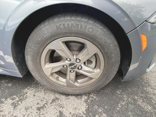 2022 Kia K5 LXS
