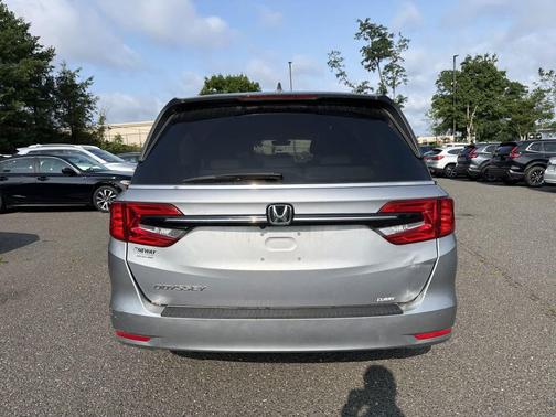 Lunar Silver Metallic 2024 Honda Odyssey EX-L