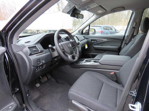 Crystal Black Pearl 2026 Honda Ridgeline Sport