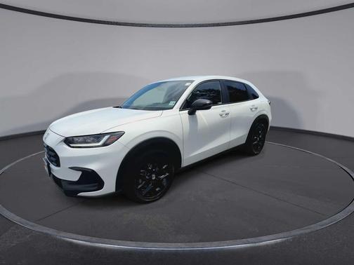 Platinum White Pearl 2024 Honda HR-V 2WD Sport