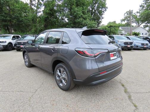 Modern Steel Metallic 2027 Honda HR-V LX