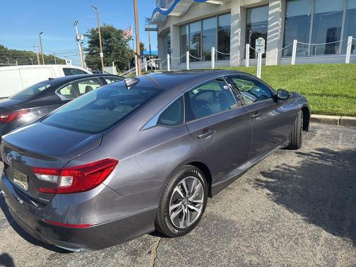 2021 Honda Accord Hybrid EX