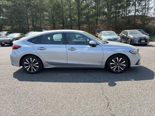 Lunar Silver Metallic 2024 Honda Civic EX-L