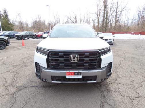 Platinum White Pearl 2026 Honda Pilot EX-L