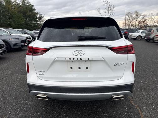 2021 INFINITI QX50 LUXE AWD