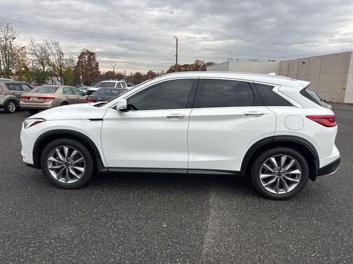2021 INFINITI QX50 LUXE AWD