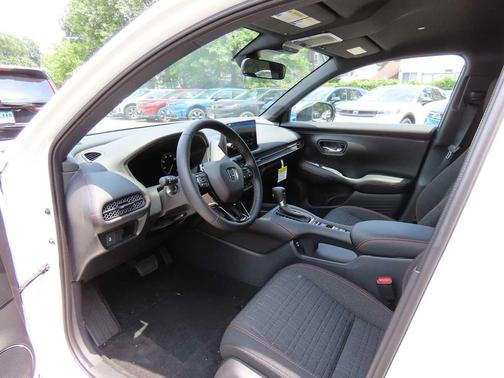 Platinum White Pearl 2027 Honda HR-V Sport