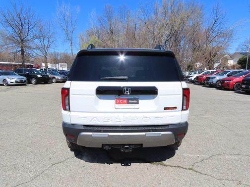 Platinum White Pearl 2026 Honda Passport AWD TrailSport