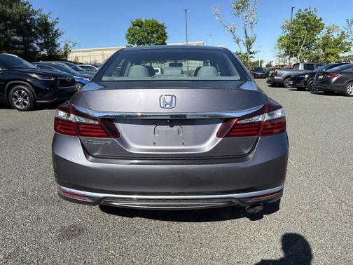 Modern Steel Metallic 2016 Honda Accord LX