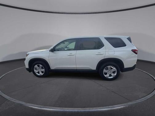 Platinum White Pearl 2023 Honda Pilot AWD LX