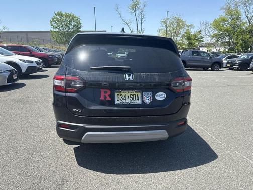 Crystal Black Pearl 2023 Honda Pilot AWD EX-L 8 Passenger