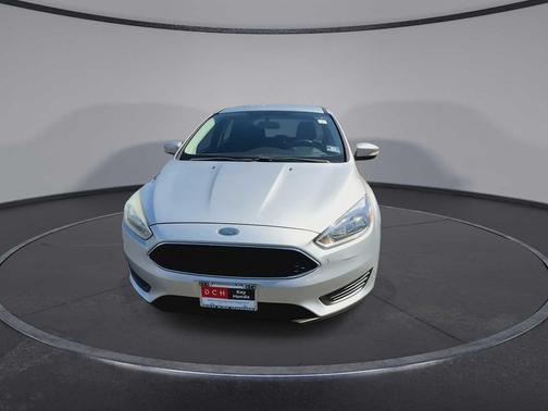 INGOT SILVER 2015 Ford Focus SE