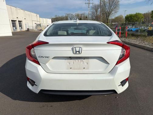 White Orchid Pearl 2018 Honda Civic EX