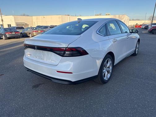 2023 Honda Accord LX 1.5T